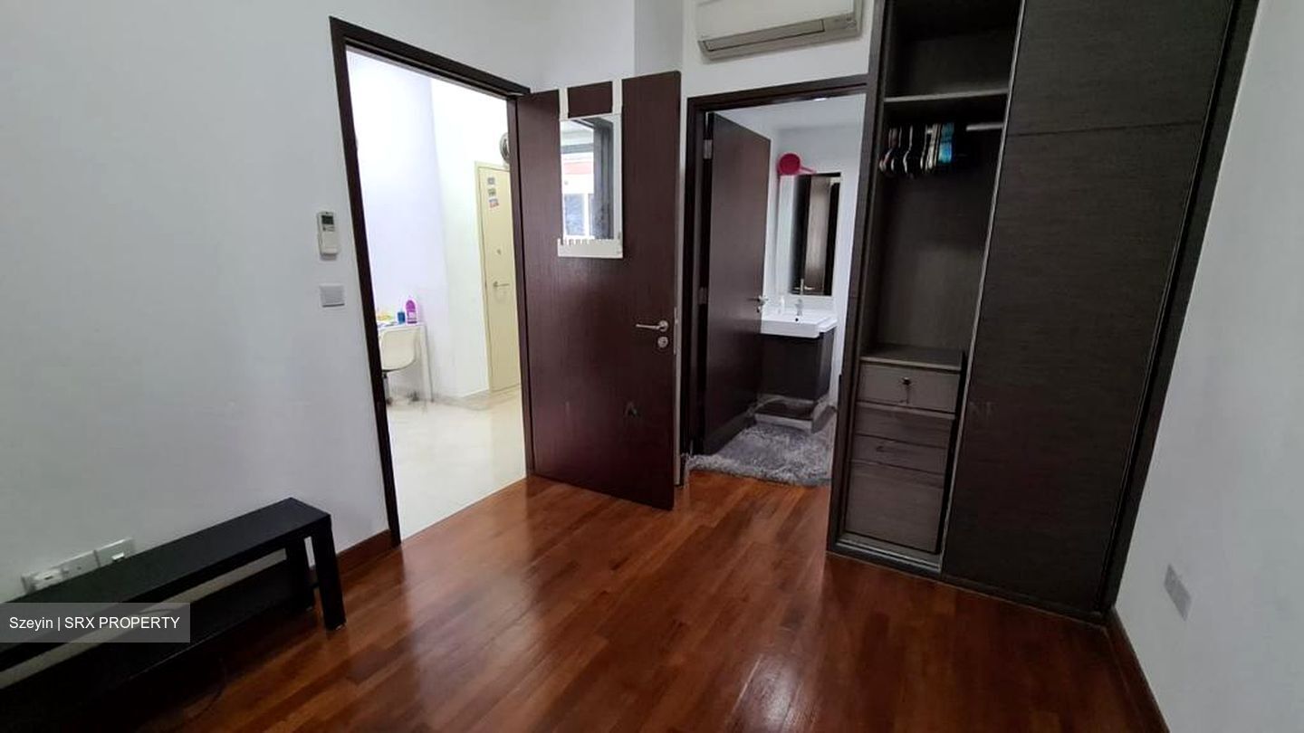 Silverscape (D14), Apartment #501680811